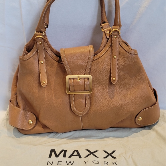 MAXX New York Large Leather Shoulder Bag - Picture 1 of 9